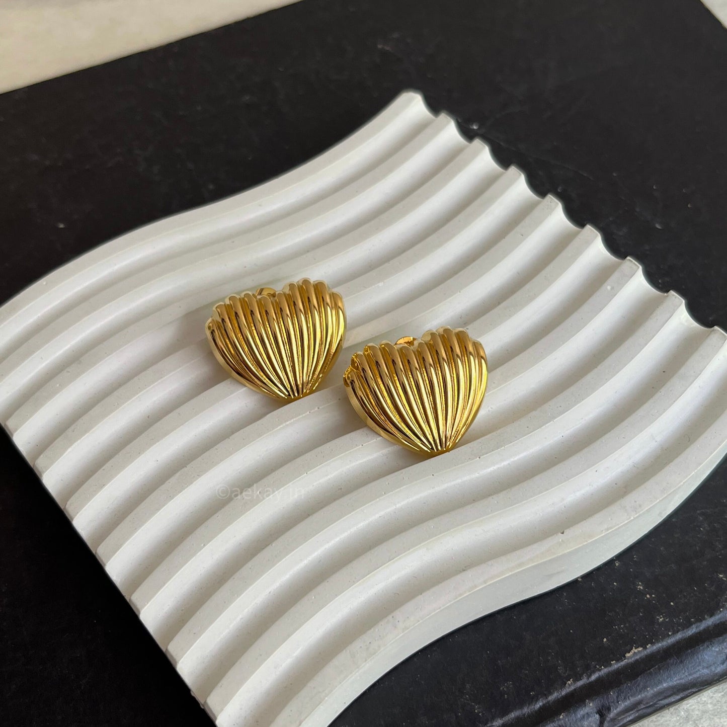 Fluted Heart Studs
