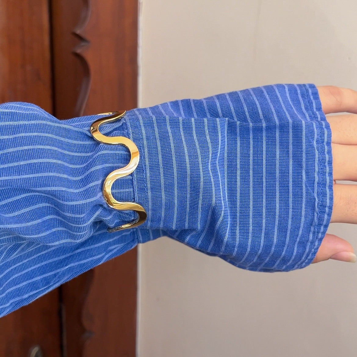 Zola Abstract Cuff