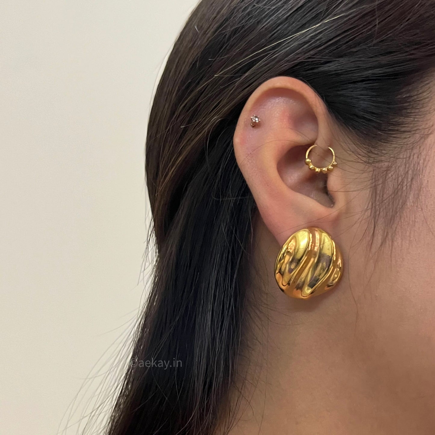 Fluted Swirl Studs