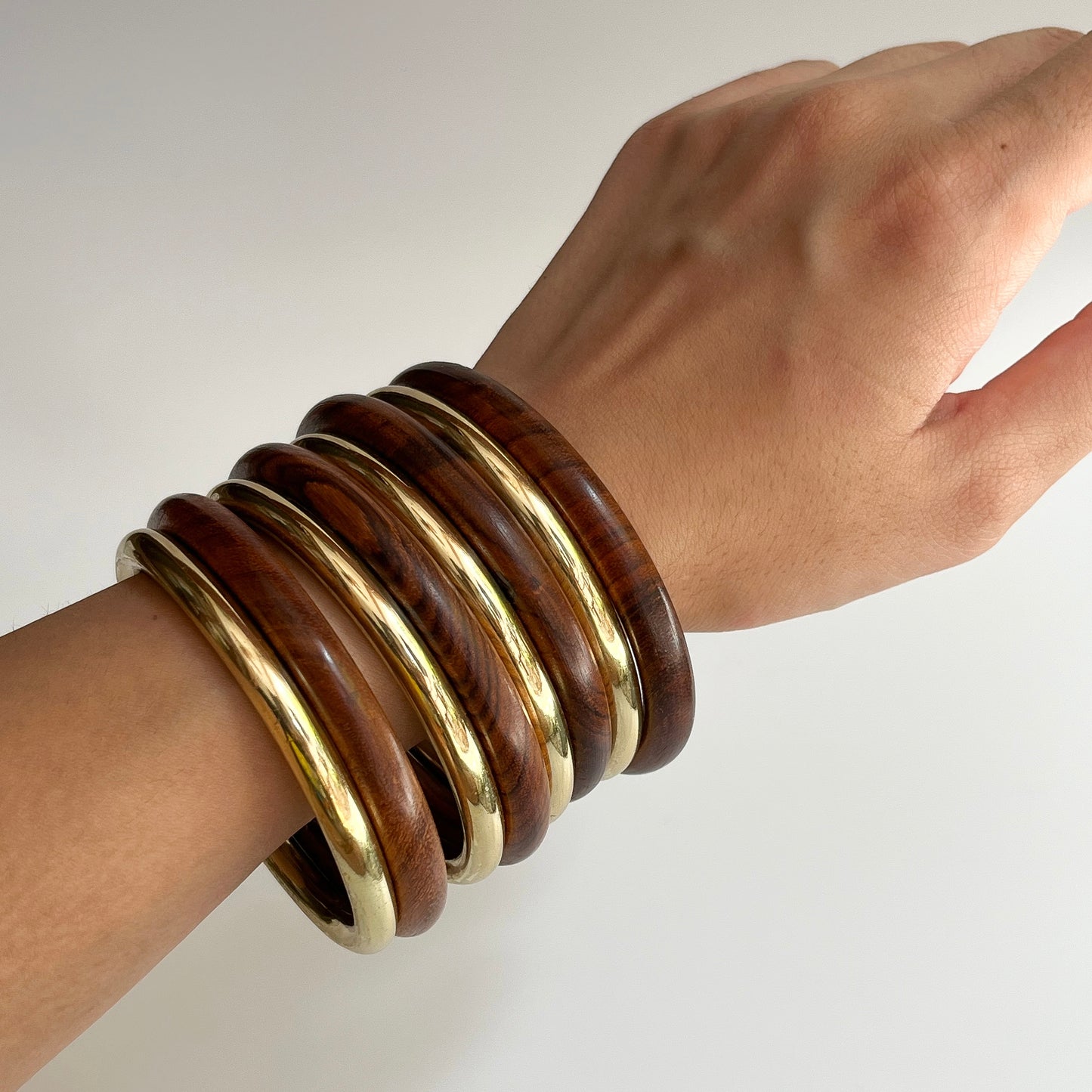 Golden Grove- Set of 8 Bangles
