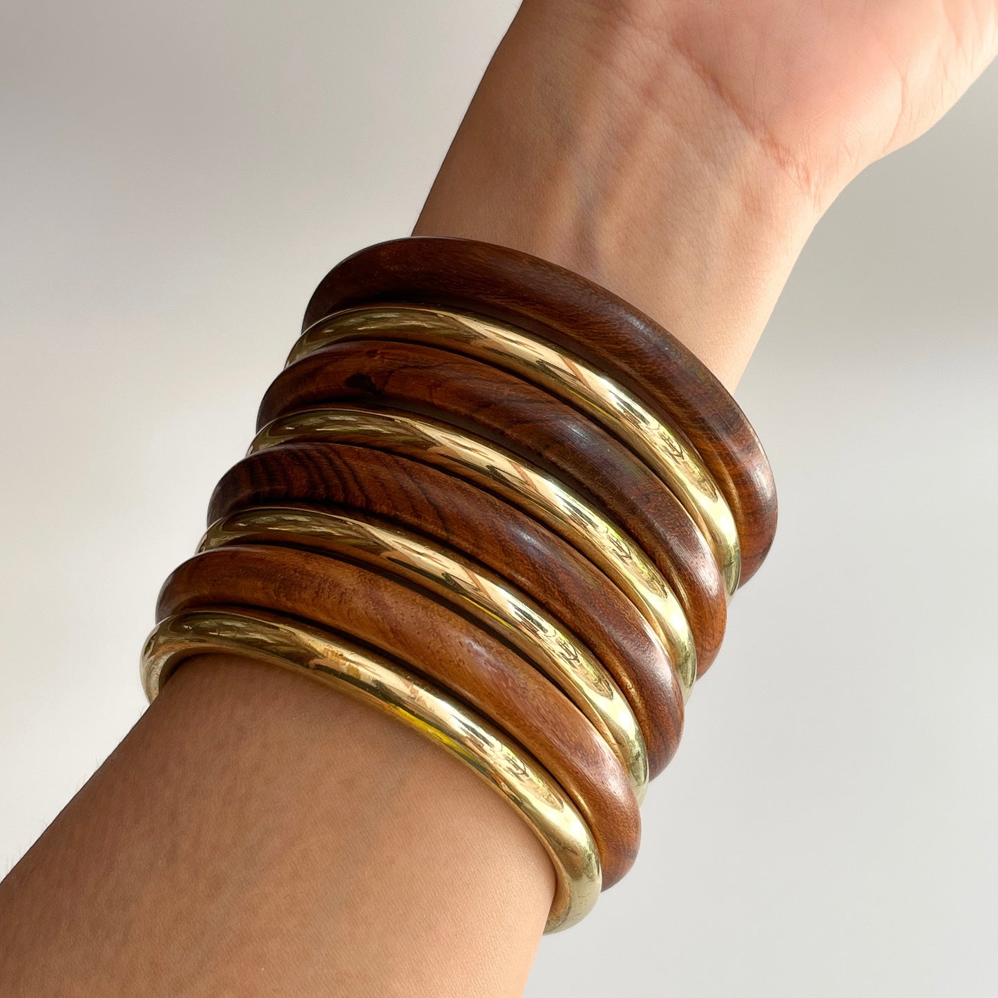 Golden Grove- Set of 8 Bangles