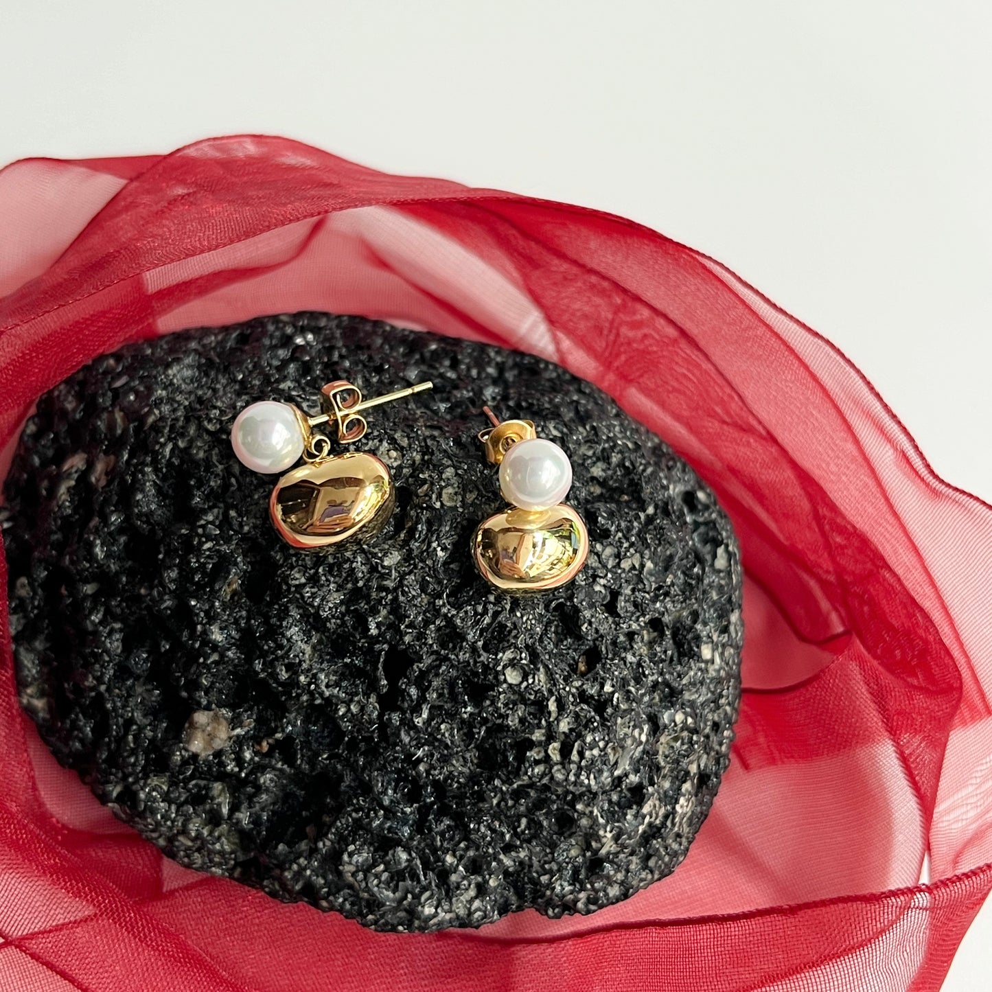 Pearly Girly Earrings