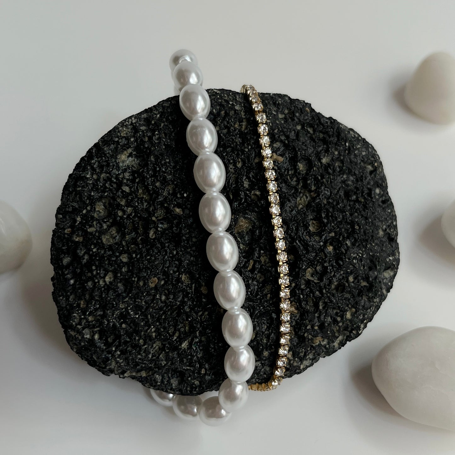 Pearl String Bracelet