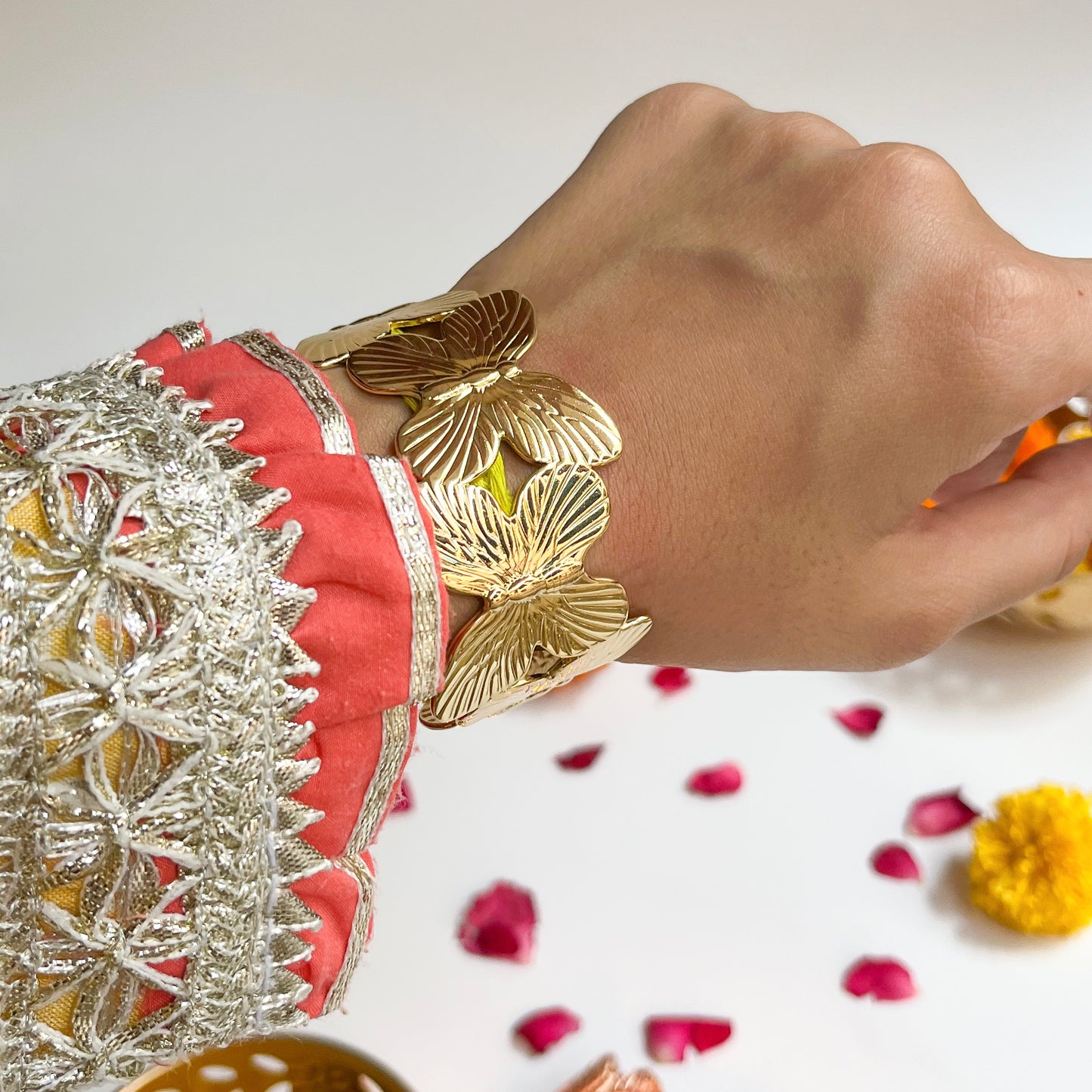 Titlie Gold Cuff