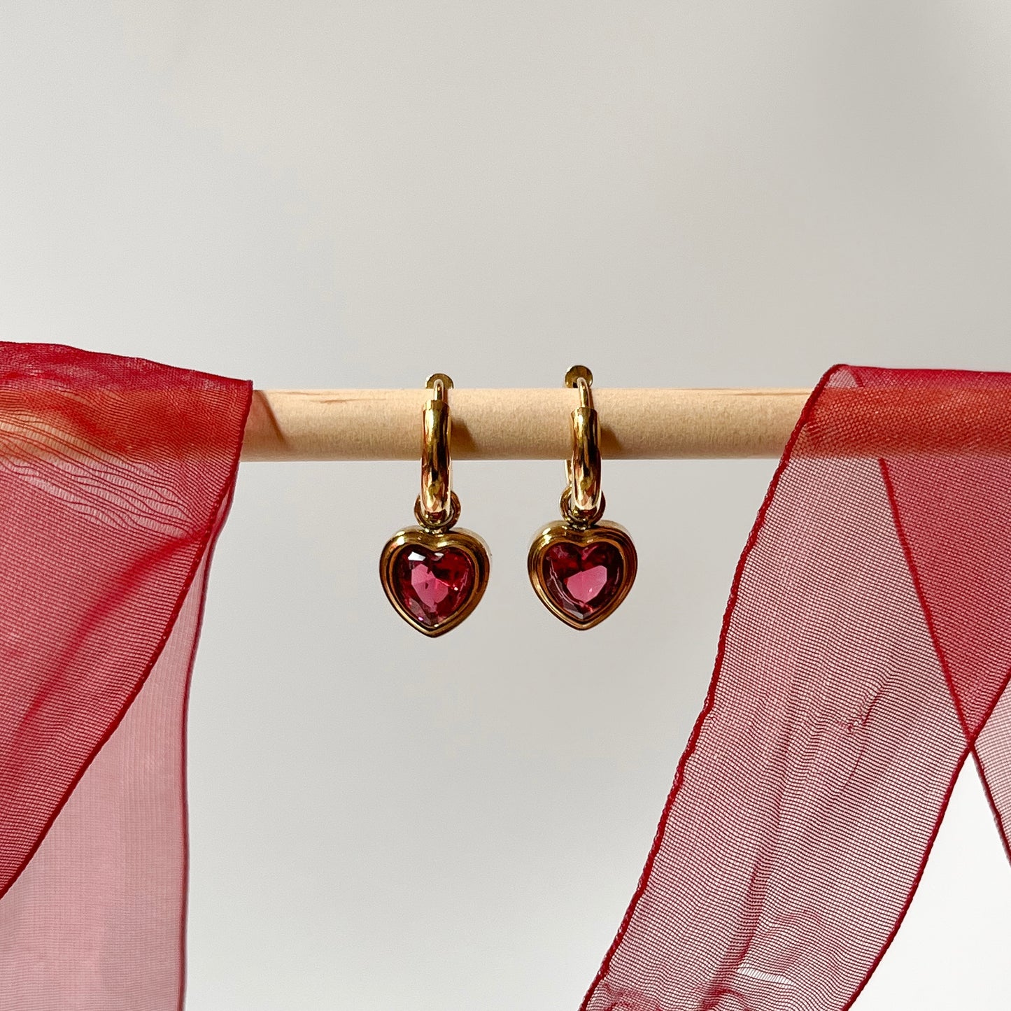 Penelope Heart Huggies