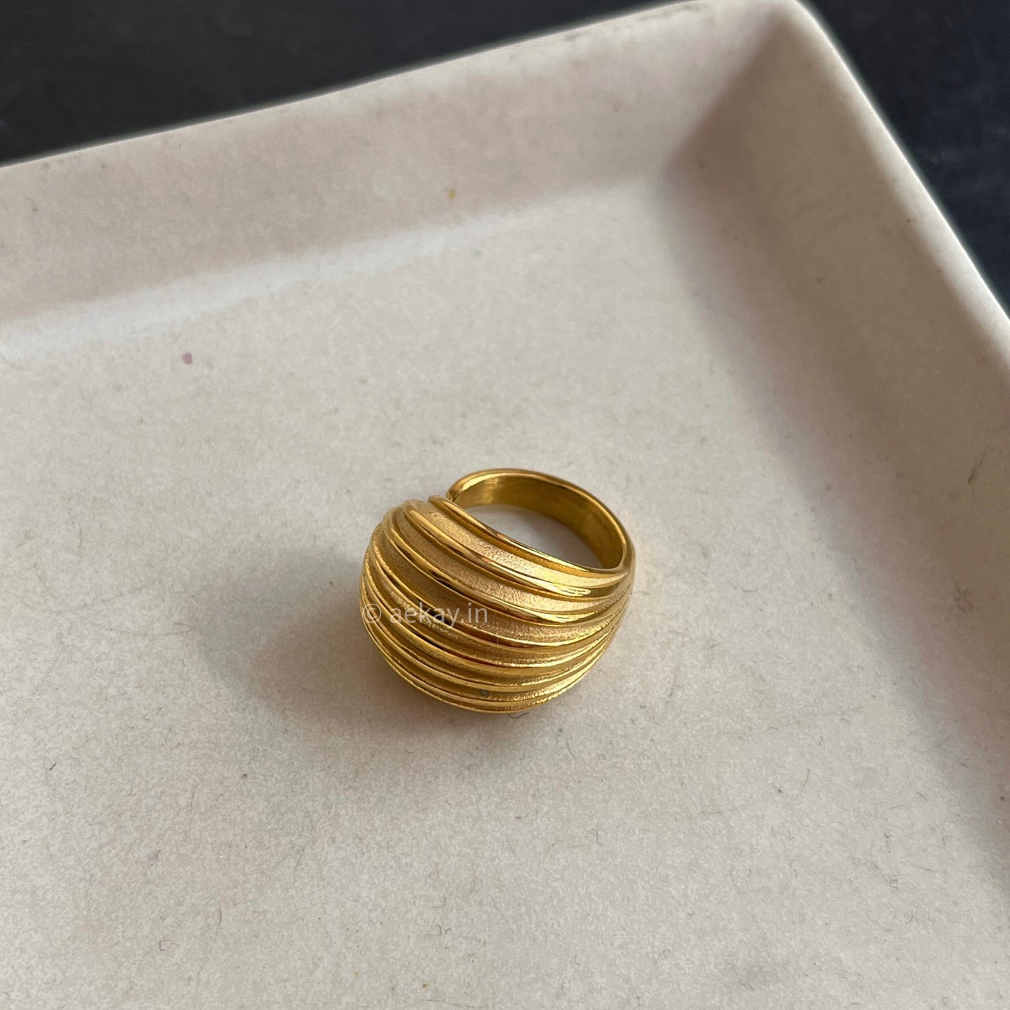 Shell Chunky Ring