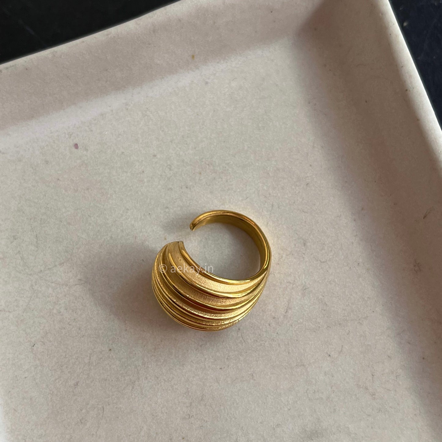 Shell Chunky Ring