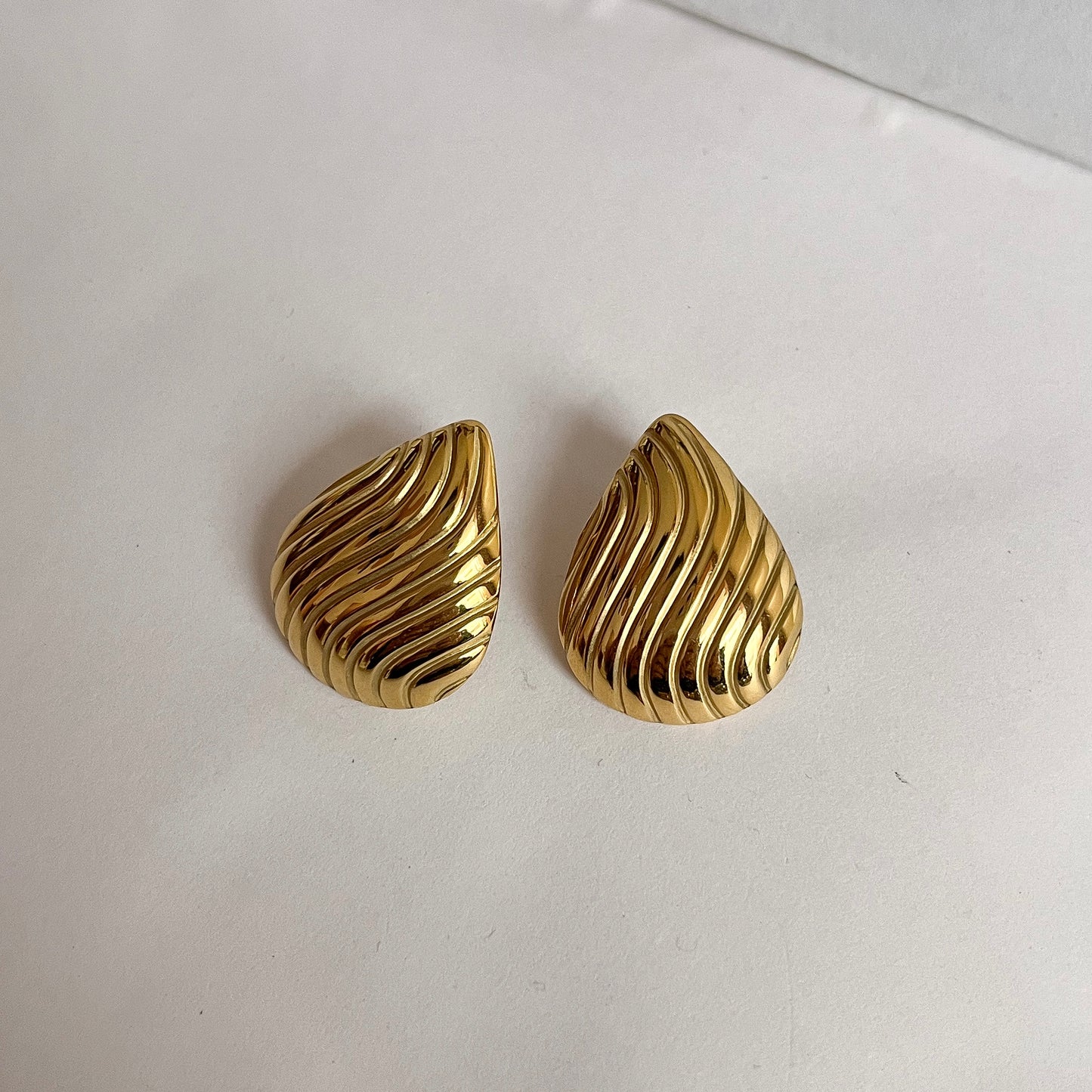 Petunia Studs