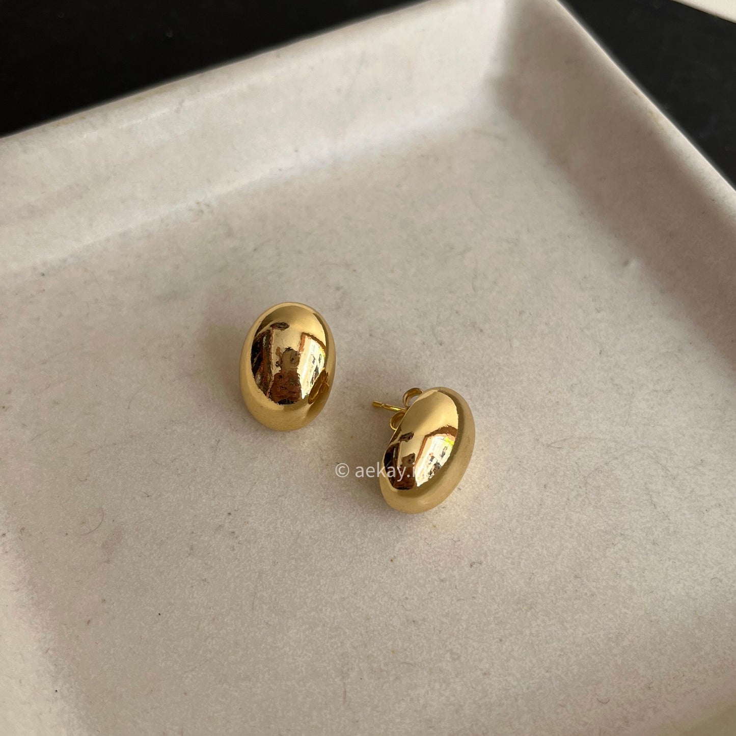 Mini Pebble Studs