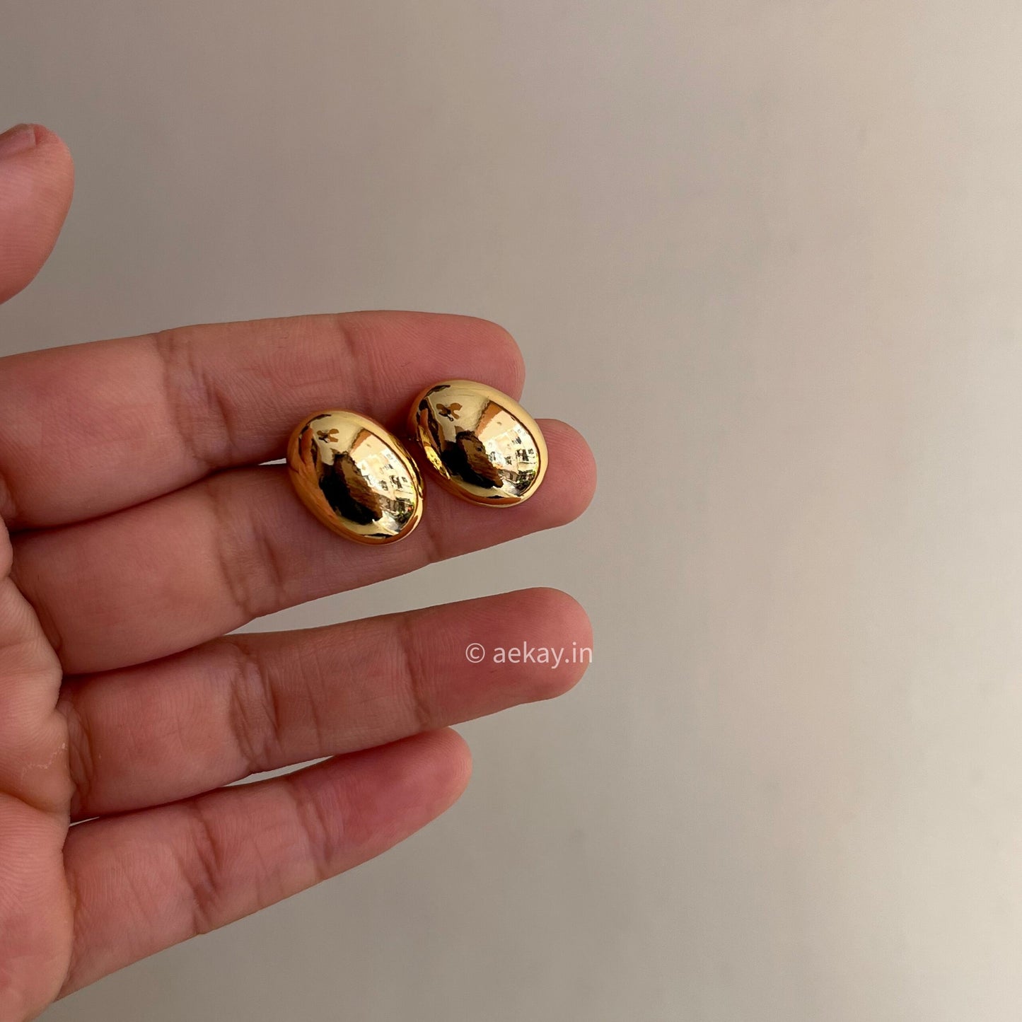 Mini Pebble Studs