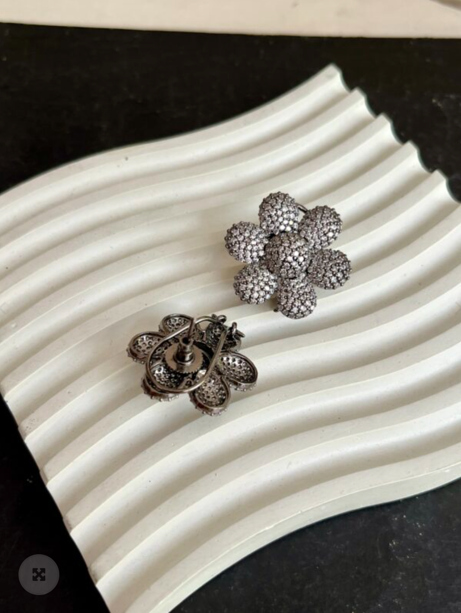 Phool Studs