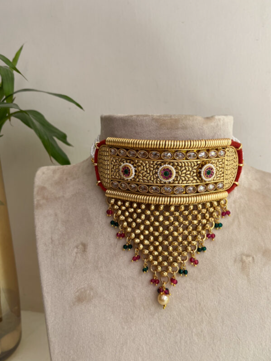 Mohana Jaali Choker