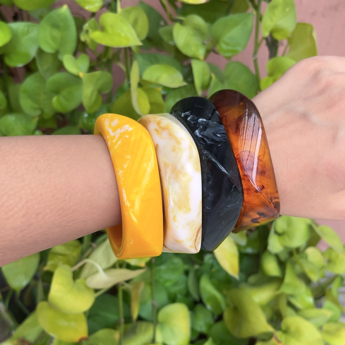 Amara Resin Bangles