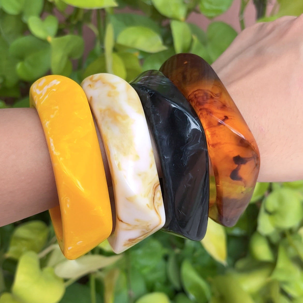 Amara Resin Bangles