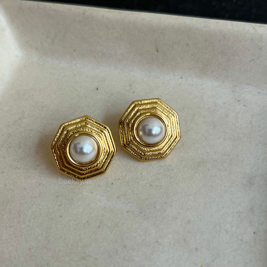 Paloma Pearl Studs