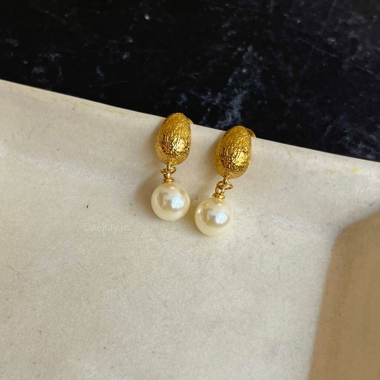 Elodie Pearl Drops