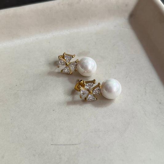 Starlit Pearl Earrings