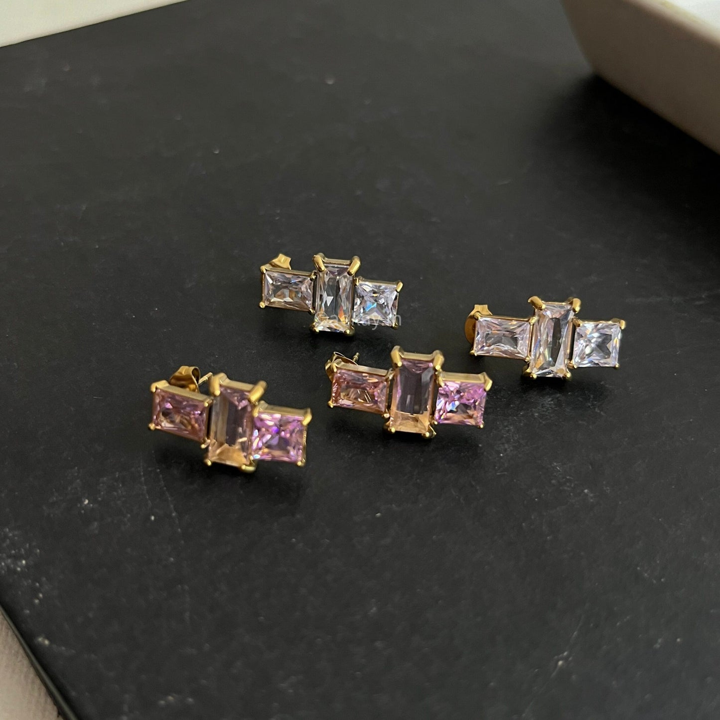Lisa Earrings