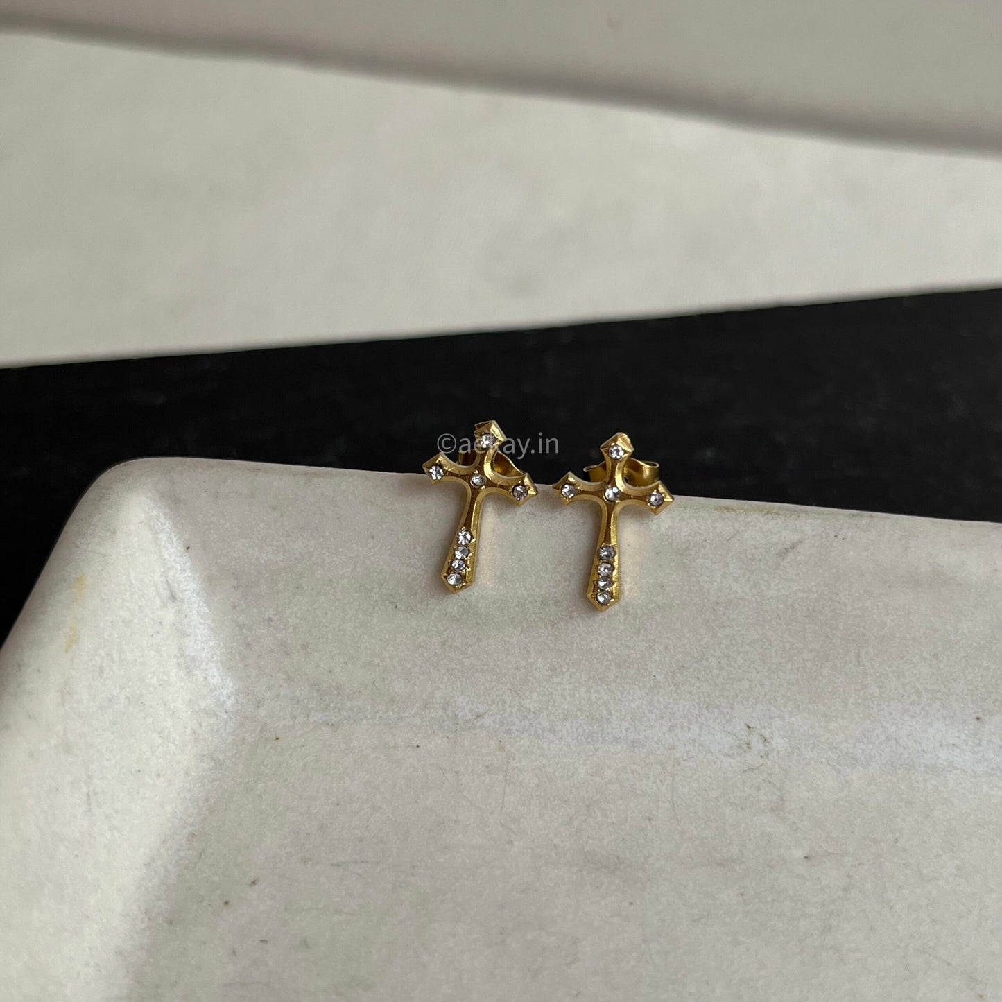 Roman Studs