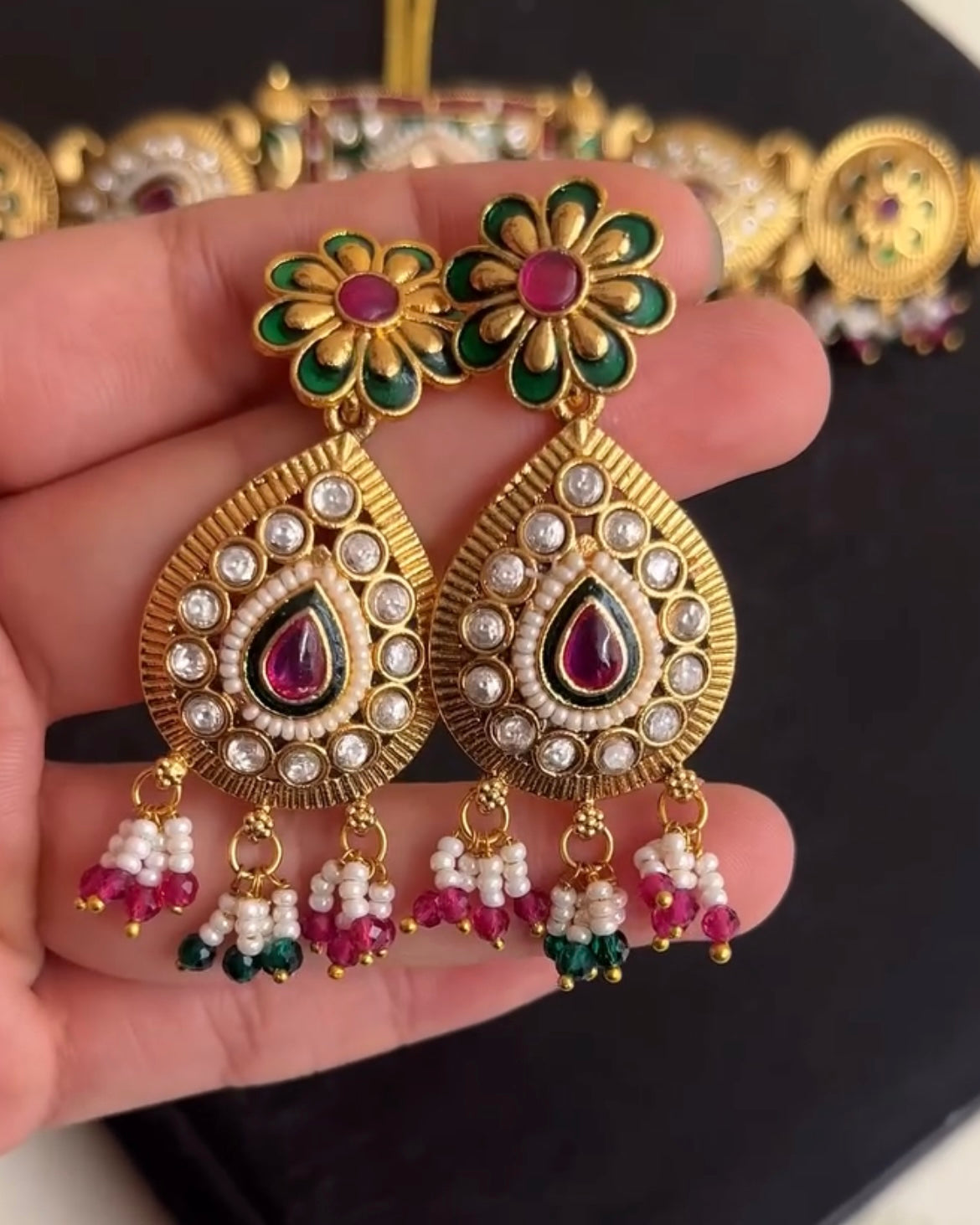 Sadhika Choker Set