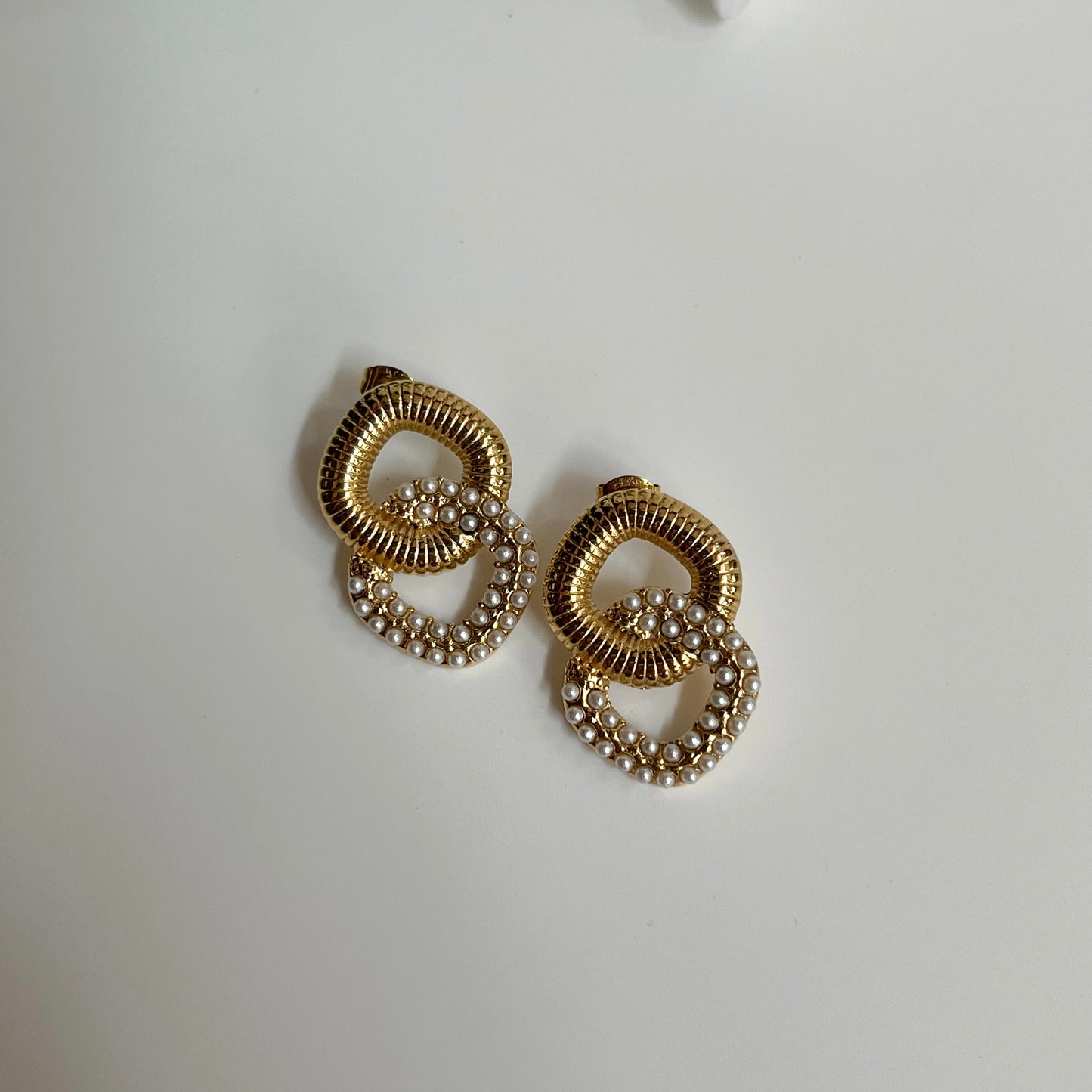 Monique Studs