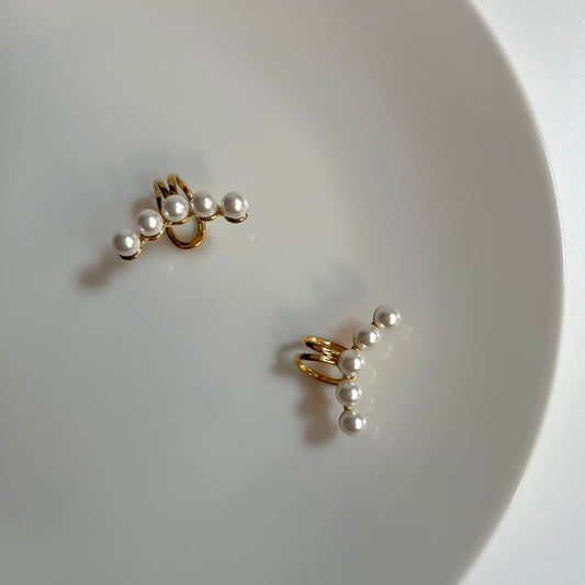 Pearly Ear Cuff