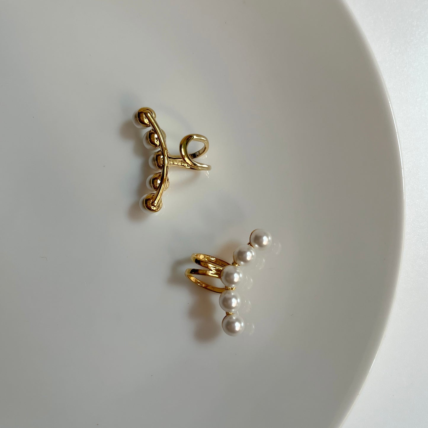 Pearly Ear Cuff