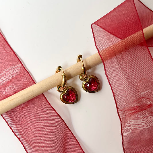 Penelope Heart Huggies