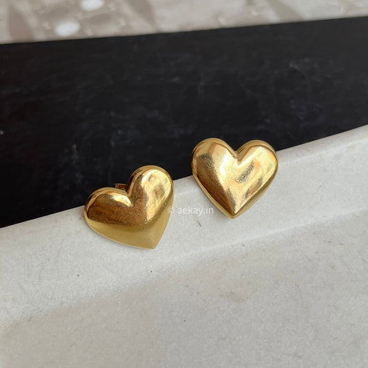 J'adore Heart Studs