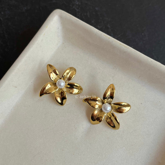 Lily Earrings