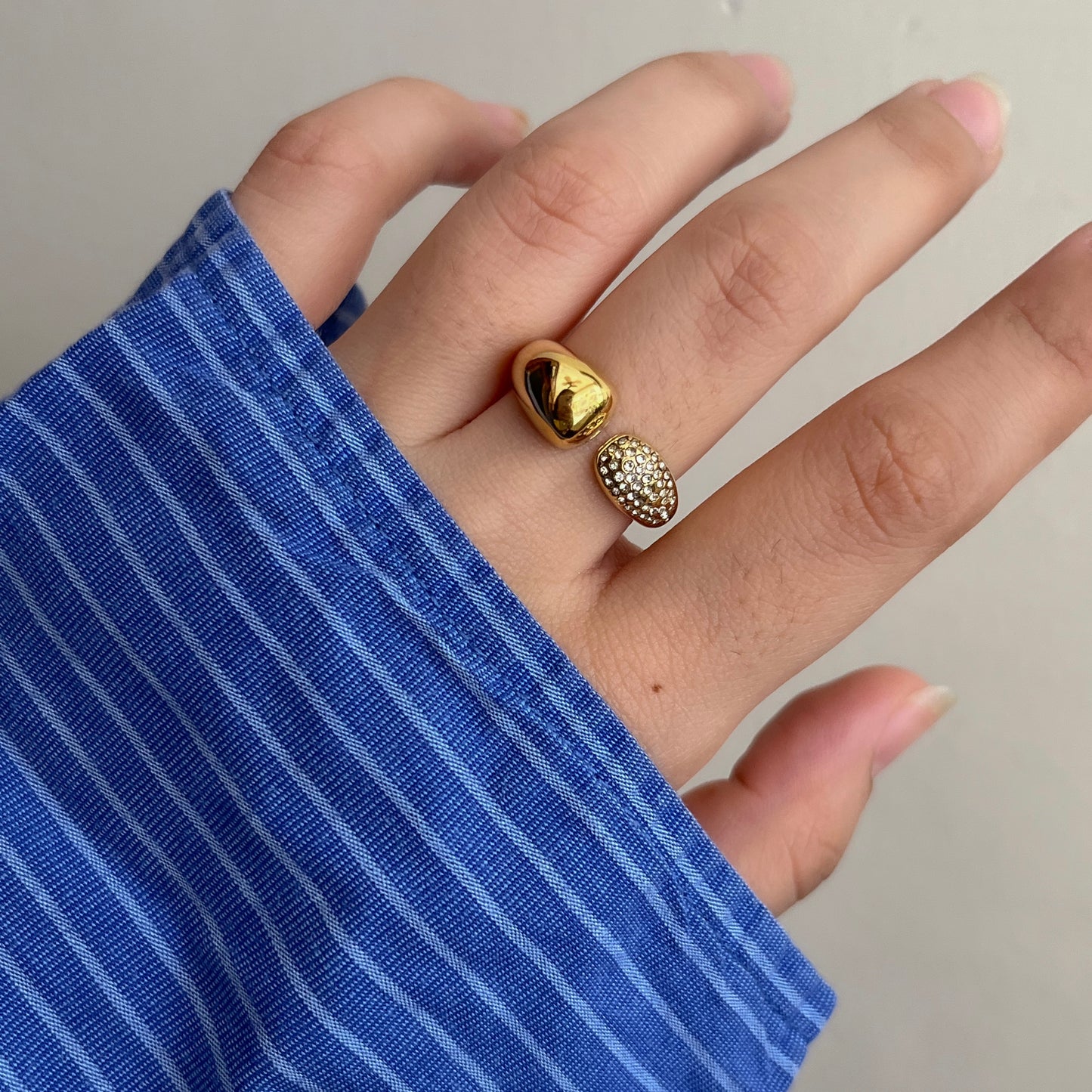 Daphne Ring